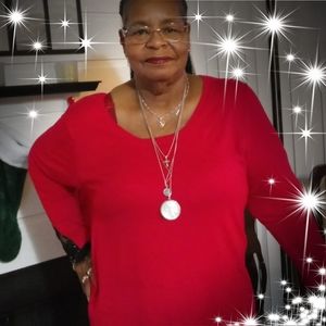 Meet your Posher, Evelyn